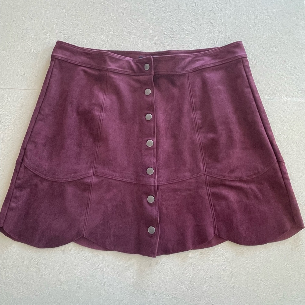 American Eagle Burgundy Suede Scallop Hem Skirt